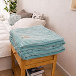 Load image into Gallery viewer, Soft &amp; Cosy Fleece Throw
