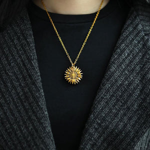 Sunflower Locket Necklace - Velantris