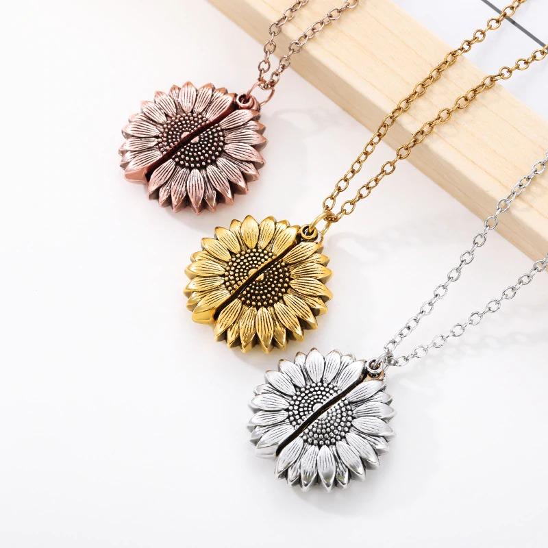 Sunflower Locket Necklace - Velantris