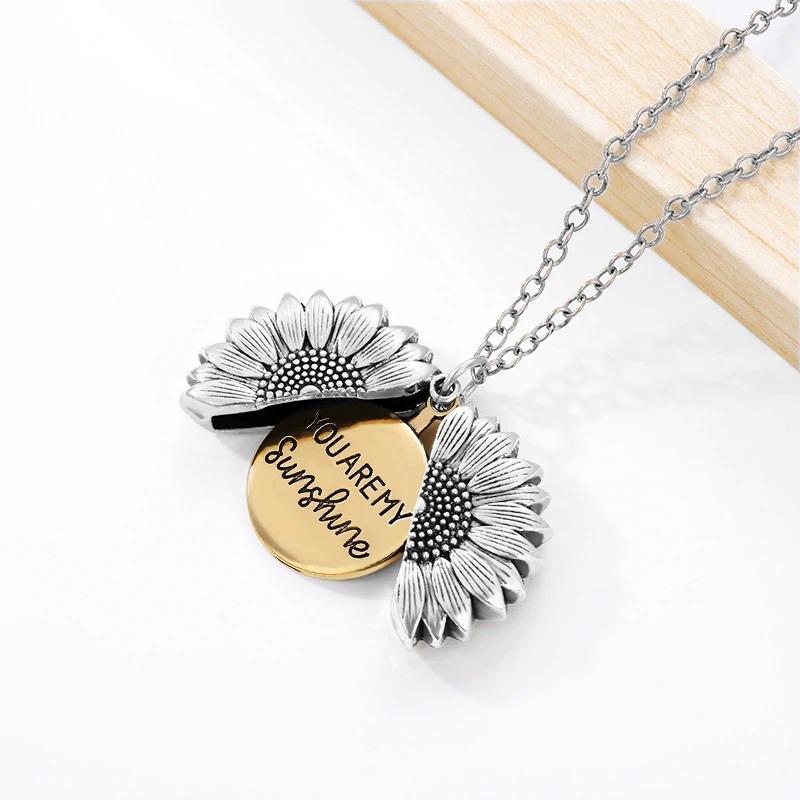 Sunflower Locket Necklace - Velantris